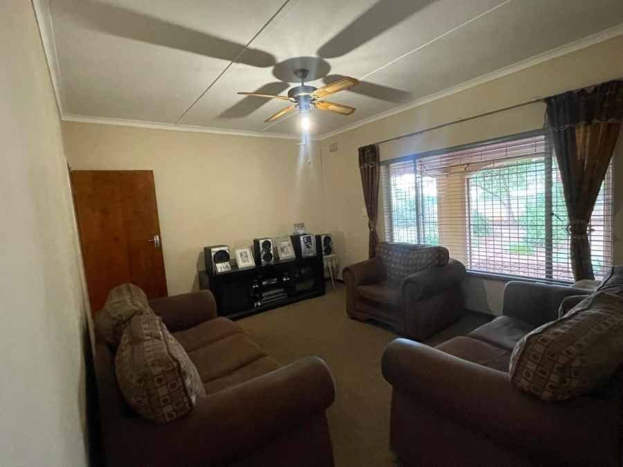 3 Bedroom Property for Sale in Oos Einde North West